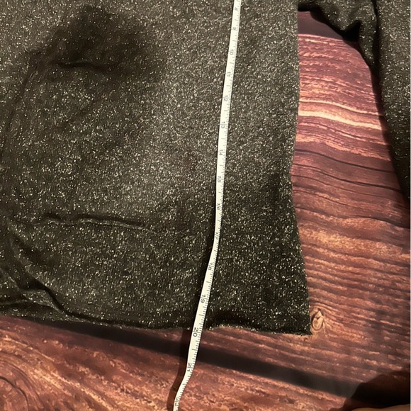 CAbi Womens Sweater Gray Raw Edged Jacket Cropped - Size S One Hook Closure 184B - Picture 6 of 7